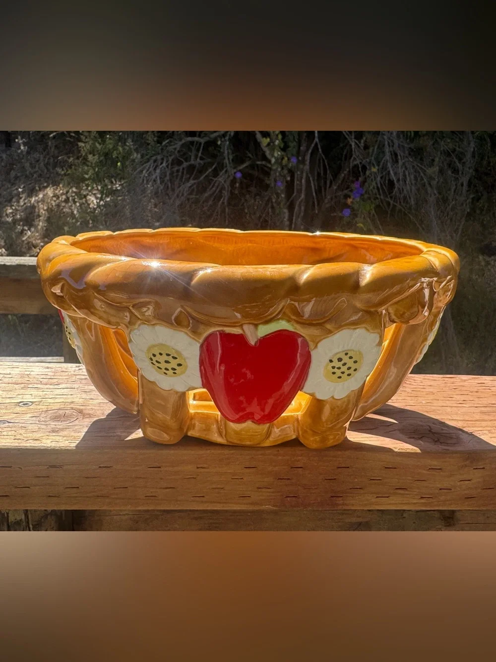 1980s Ceramic Bread/Fruit Basket with Red Apple and Daisy Motif